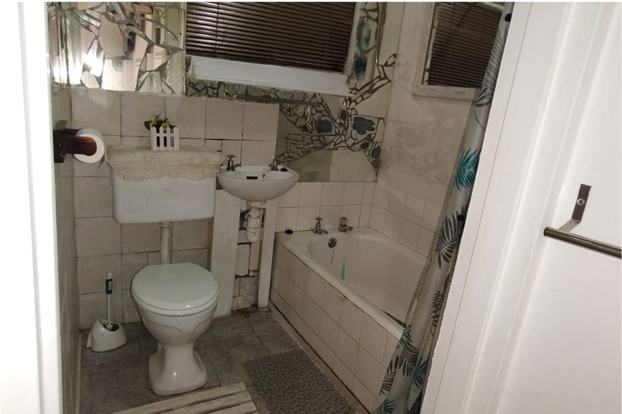 To Let 4 Bedroom Property for Rent in Pacaltsdorp Western Cape